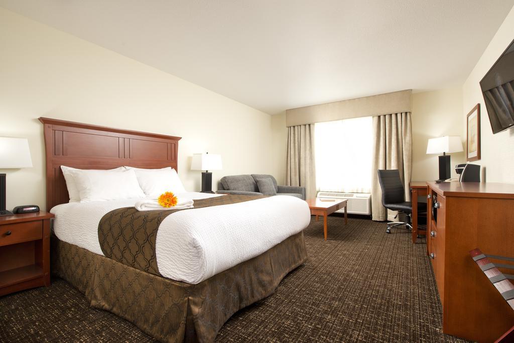 Gold Eagle Lodge North Battleford Eksteriør bilde