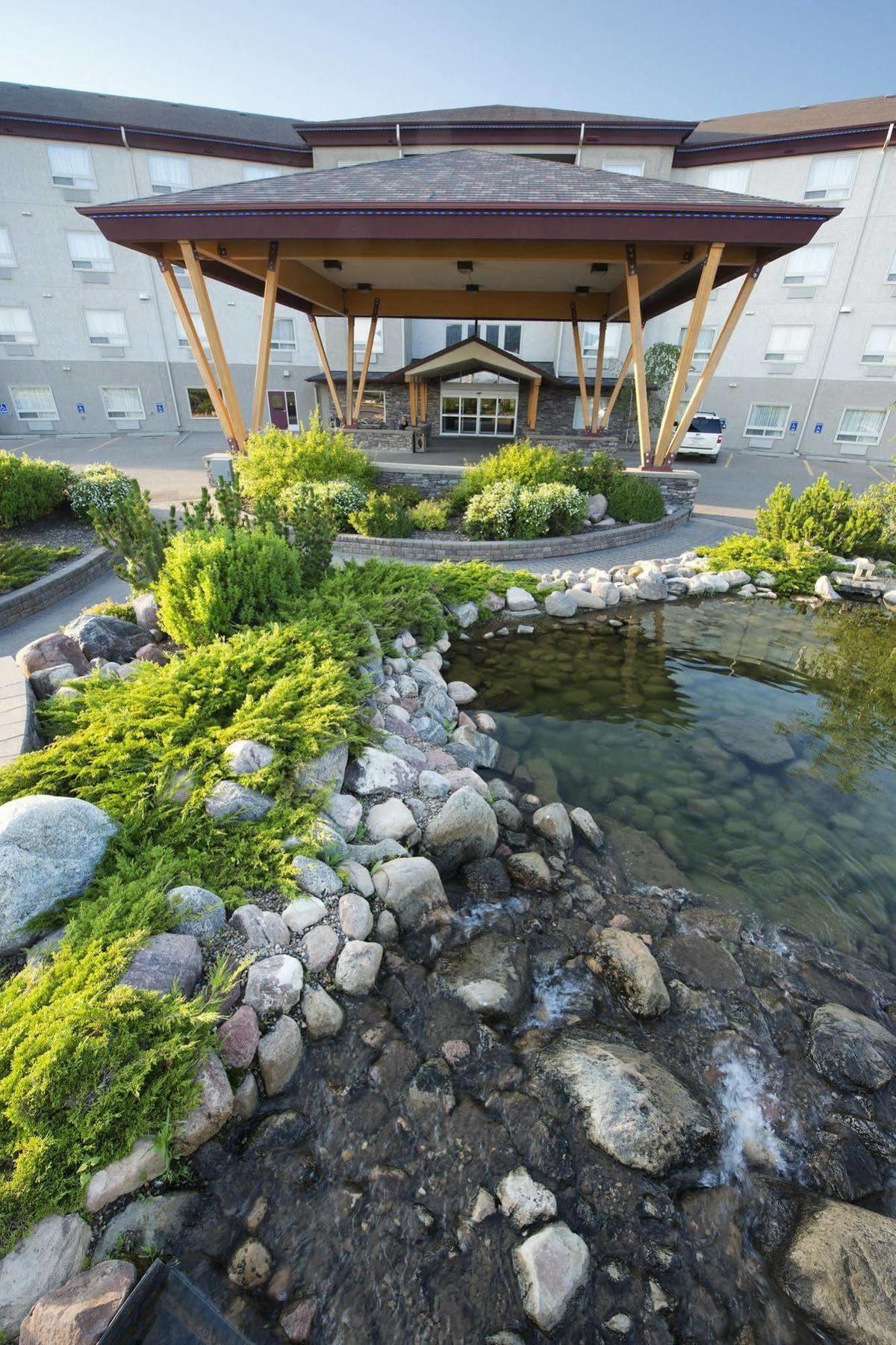 Gold Eagle Lodge North Battleford Eksteriør bilde