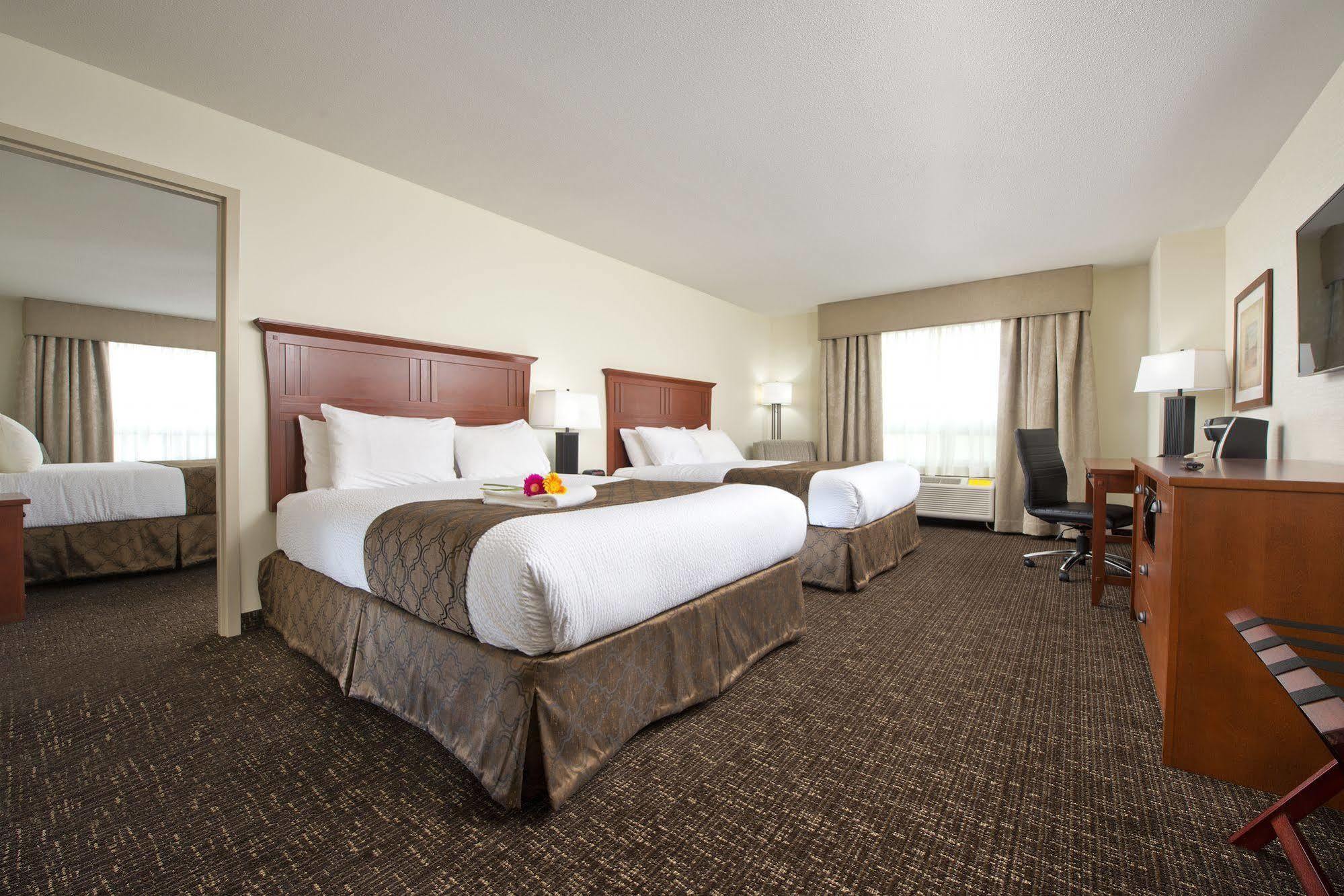 Gold Eagle Lodge North Battleford Eksteriør bilde